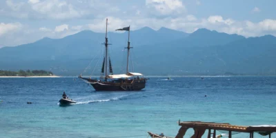 Vista de Lombok e do monte Rinjani a partir de Gili Meno
